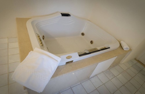 Sasso Caveoso House | Discover Giardini di Pietra: Family-Friendly Getaway