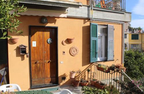 Pieve Ligure House | Relax at Giardino dei Limoni: Pet-Friendly with Breakfast