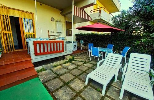 Martinsicuro Apartment | Experience Giardino delle Fate: 4-Star Oceanfront Bliss