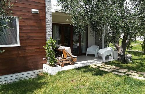 Mattinata House | Experience Giardino Don Berardino: Pet-Friendly Retreat