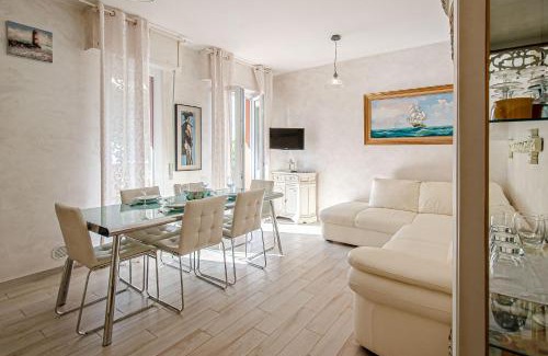 Bergeggi Apartment | Giardino, Piscina e Posto Auto - Relax con Vista Mare