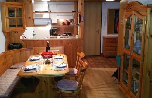 Hasliberg Wasserwendi Apartment | Gibelhüüs: Child-Friendly 2-Bedroom Retreat, Rated 9/10