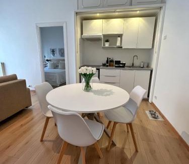 Cassia Apartment | Elegant GieffeApart: Family-Friendly Stay in Rome