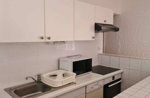 La Croix-Valmer Apartment | Gigaro Hotel: Ocean View with Beach Access & Family Amenities