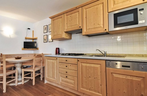 Madesimo Apartment | Giglio Apartment by Interhome: Family-Friendly Lake Views