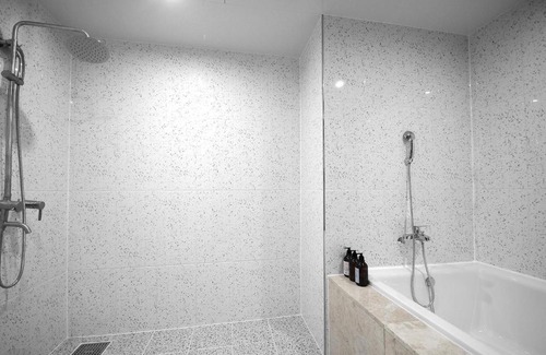 Ilgwang Hotel | Discover Gijang Hound Hotel Ilgwang with Family-Friendly Perks