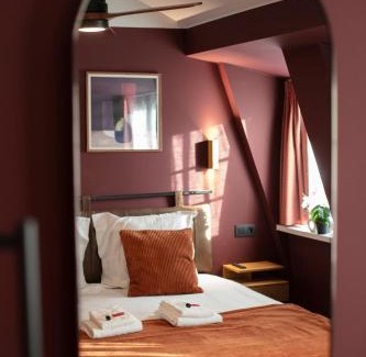 Sint-Gillis Hotel | Discover Gillis Eight: Guest Rated 8.1/10 Experience