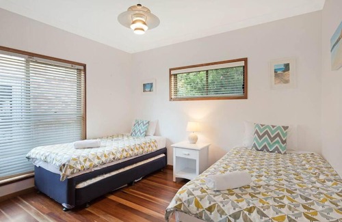 Pambula Beach House | Relax at Gillmith by the Pambula River Mouth