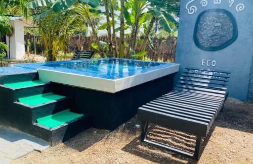 Vanathavilluwa Hotel | Gimanhala Eco Resort