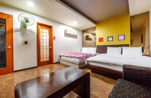 Gimcheon Hotel | Discover Eco-Friendly Comfort at Gimcheon Hisense Hotel