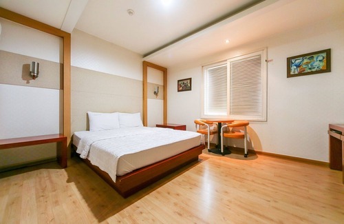 Gimcheon Hotel | Discover Eco-Friendly Comfort at Gimcheon Hisense Hotel