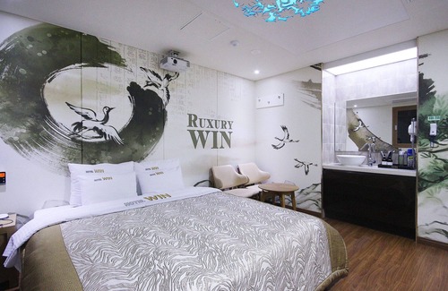Gimcheon Hotel | Eco-Friendly Comfort at Gimcheon Hotel Win with Breakfast