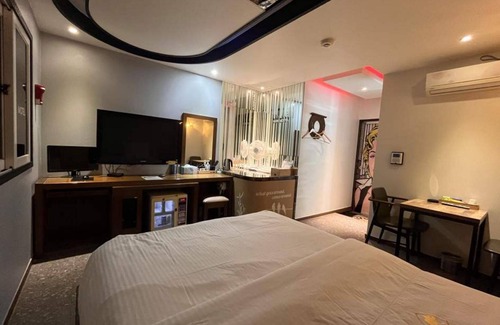 Gimcheon Hotel | Eco-Friendly Retreat at Gimcheon Stay Khan with Hot Tub