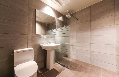 Gimcheon Hotel | Eco-Friendly Comfort at Gimcheon Zero Self Check-in Motel