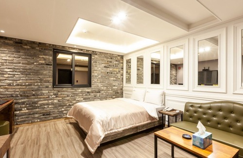 Gimcheon Hotel | Eco-Friendly Comfort at Gimcheon Zero Self Check-in Motel