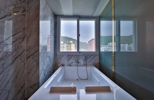 Ussambang Hotel | Top-Rated Gimhae Eobang-dong City Hotel with Great Amenities