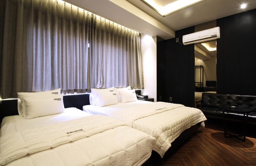 Gimhae Hotel | Discover Gimhae Toheaven Gaya Theme Park: Family-Friendly Retreat