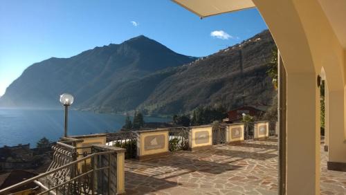 Riva di Solto Apartment | Stunning Oceanfront Retreat: Gina's Apartment Awaits