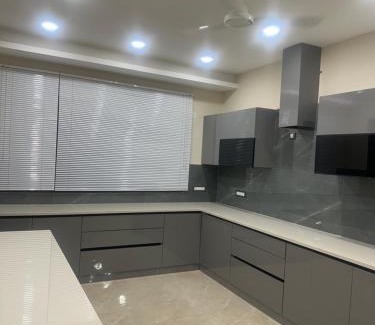 Chandigarh House | Discover Family-Friendly Stays at Ginger Garlic Hotel