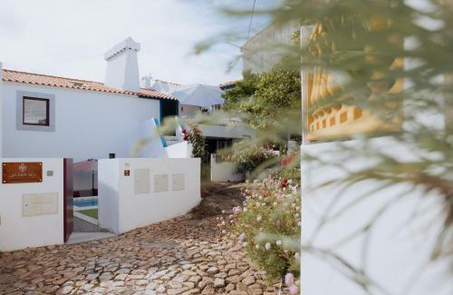Reveladas Villa | Relax at GinHouses Casa do Outeiro with Ocean View & Pool