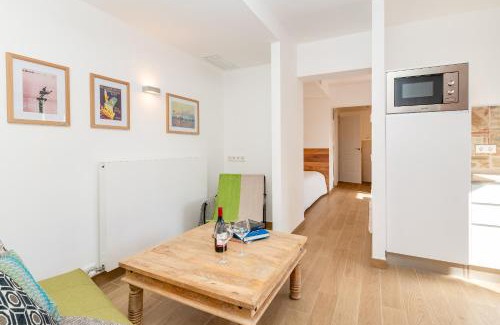 Can Ginebre Apartment | Family-Friendly Ginkgo Apartment in Beautiful Catalonia