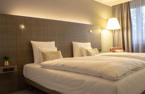 Teltow Hotel | Eco-Friendly GINN Hotel Berlin - Potsdam with Pool & Dining