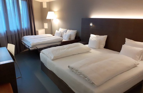 Teltow Hotel | Eco-Friendly GINN Hotel Berlin - Potsdam with Pool & Dining