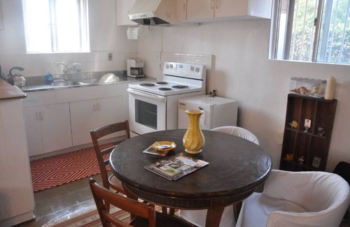 Ginowan House | Experience the Serenity at Ginowan-shi Foreigner House