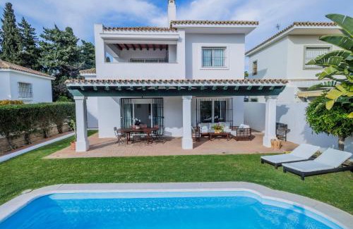 El Puerto de Santa Maria Villa | Experience GINVA - Villa Puerto Sherry with Ocean Views
