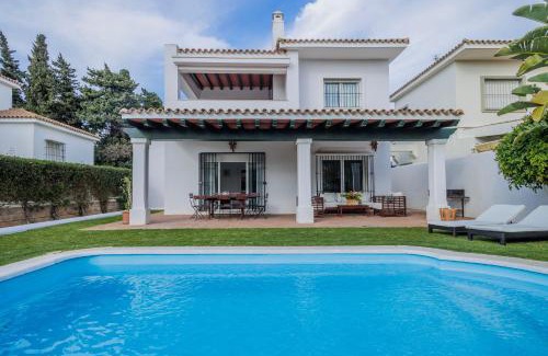 El Puerto de Santa Maria Villa | Experience GINVA - Villa Puerto Sherry with Ocean Views