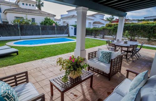 El Puerto de Santa Maria Villa | Experience GINVA - Villa Puerto Sherry with Ocean Views