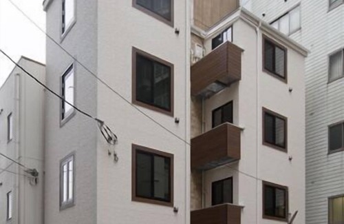 Tsukiji Apartment | Ginza Tsukiji Guest House 302: Cozy Stay with Hot Tub & Spa