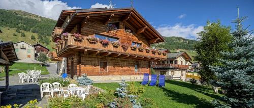 San Rocco Apartment | Discover Giobbe Bait Giobbe: Family & Pet-Friendly Haven