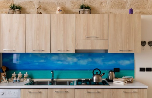 Centro Storico Apartment | Gioia Casa Vacanze: Family-Friendly Apartment for 4