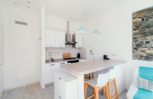 Moltrasio Apartment | Discover Gioiello Vista Lago: Family-Friendly Lake Retreat