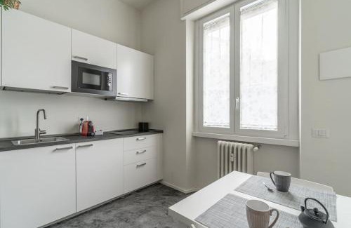 San Vittore Apartment | Giorgina's One Bedroom 20 minuts walking TO DUOMO