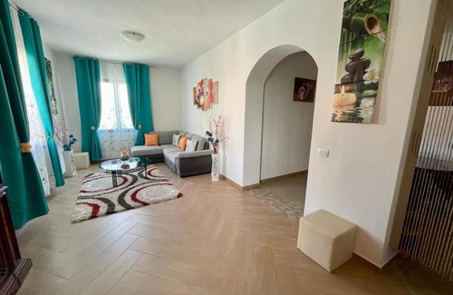 Viddalba House | Exceptional Giovanni e Veronica: Family-Friendly Retreat
