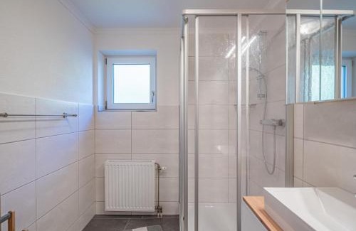 Schonbach Apartment | Idyllic Gipfelblick: Family-Friendly Retreat with High Ratings