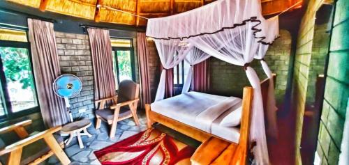 Pakwach Hotel | Gipir and Labongo Safari Lodge: Family-Friendly Retreat