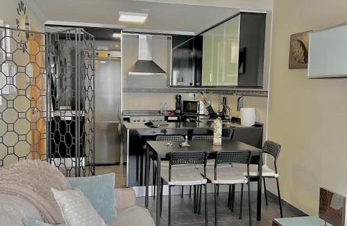 Ponteareas Apartment | Family-Friendly Getaway at GIRALDA 2 with Great Ratings
