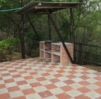 Girardot House | Discover Girardot Cabañas - Balcón de Guabinal Retreat