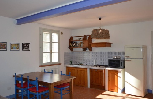 Castiglione della Pescaia Apartment | Girasole - Bright Apartment with Pool & Ocean View, 10/10 Rating