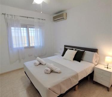 Daimuz Apartment | Pet-Friendly Girasol by Concept Flats with Oceanfront Views