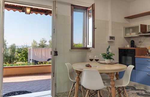 Cerreto Guidi House | Girasole Apartment: Family-Friendly Stay with Pool Access