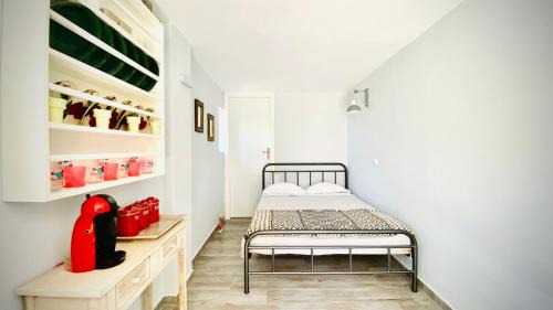 Karpathos House | Gisterna: Pet and Child Friendly with Perfect Reviews