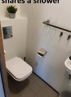 Holmavik Hotel | Discover Gistihús Hólmavíkur: Family-Friendly Retreat