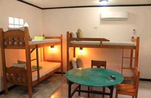 Oslob Hotel | Giswold Lagunde Beach Resort: Family-Friendly Fun Awaits
