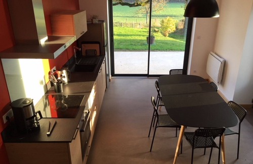 Saint-Martin-de-Fressengeas House | Elegant Gites de la Baine: Pool, Kitchen & 9.6/10 Rating