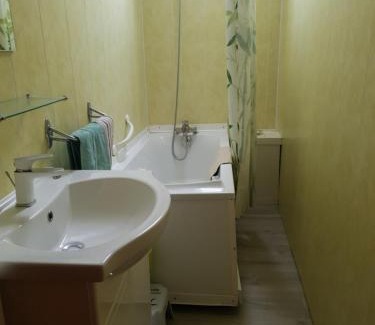 Willies House | Pet-Friendly Gite Avesnois: Review Score 9/10 & Hot Tub