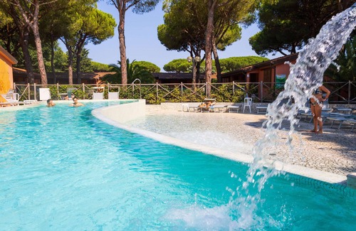 Orbetello RV Rental | Relaxing Getaway at Gitavillage Il Gabbiano with Ocean View
